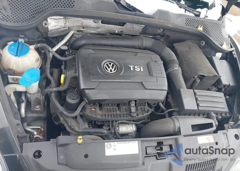 2016 Volkswagen Beetle 1.8T Classic z USA, uszkodzony, nr VIN 3VWF17AT1GM632406